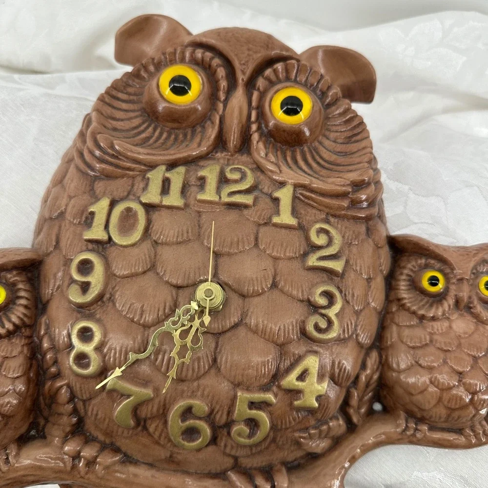 Vintage Ceramic Owl Family Wall Clock Exc Rustic Woodland Decor Retro MCM Kitsch